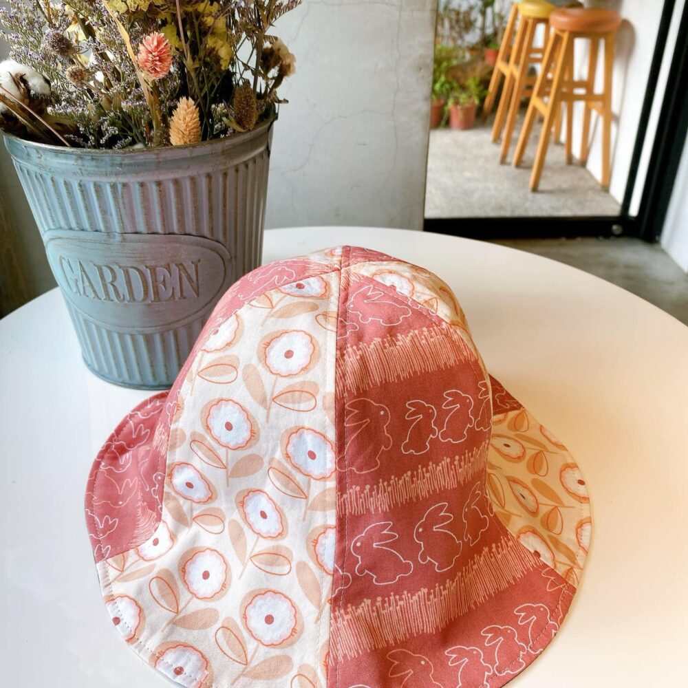 美國AGF品牌布 田園兔子雙面帽-52cm