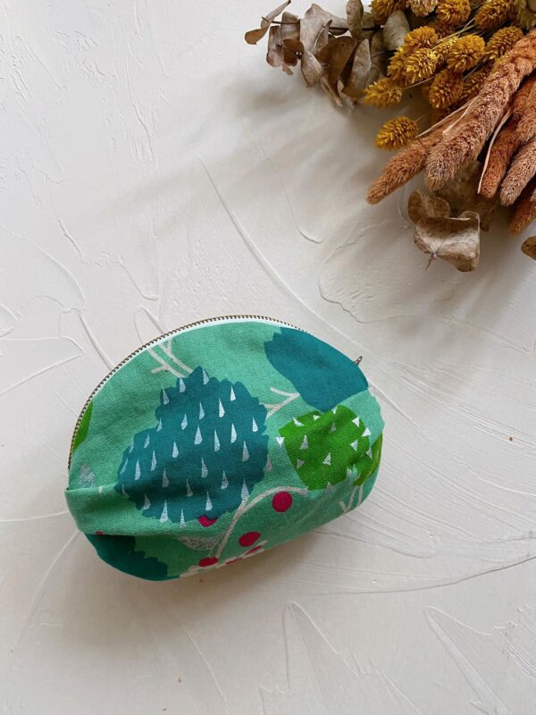 273604191_1074266313139675_1449319704600544528_n 日本設計師布 綠色飛鳥貝殼波奇包